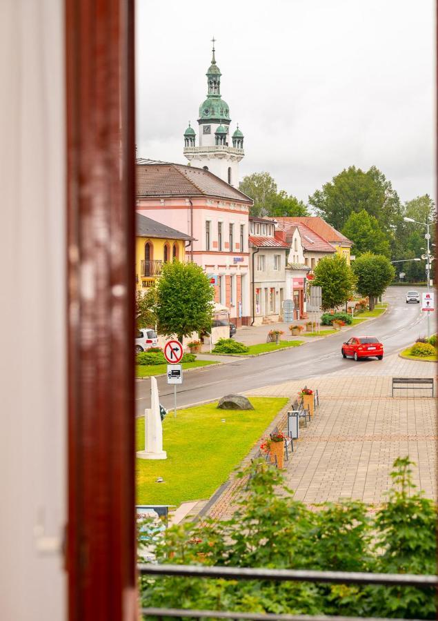 2- Postelova Izba S Kupelnou Emka V Penzion Trstená Exterior foto